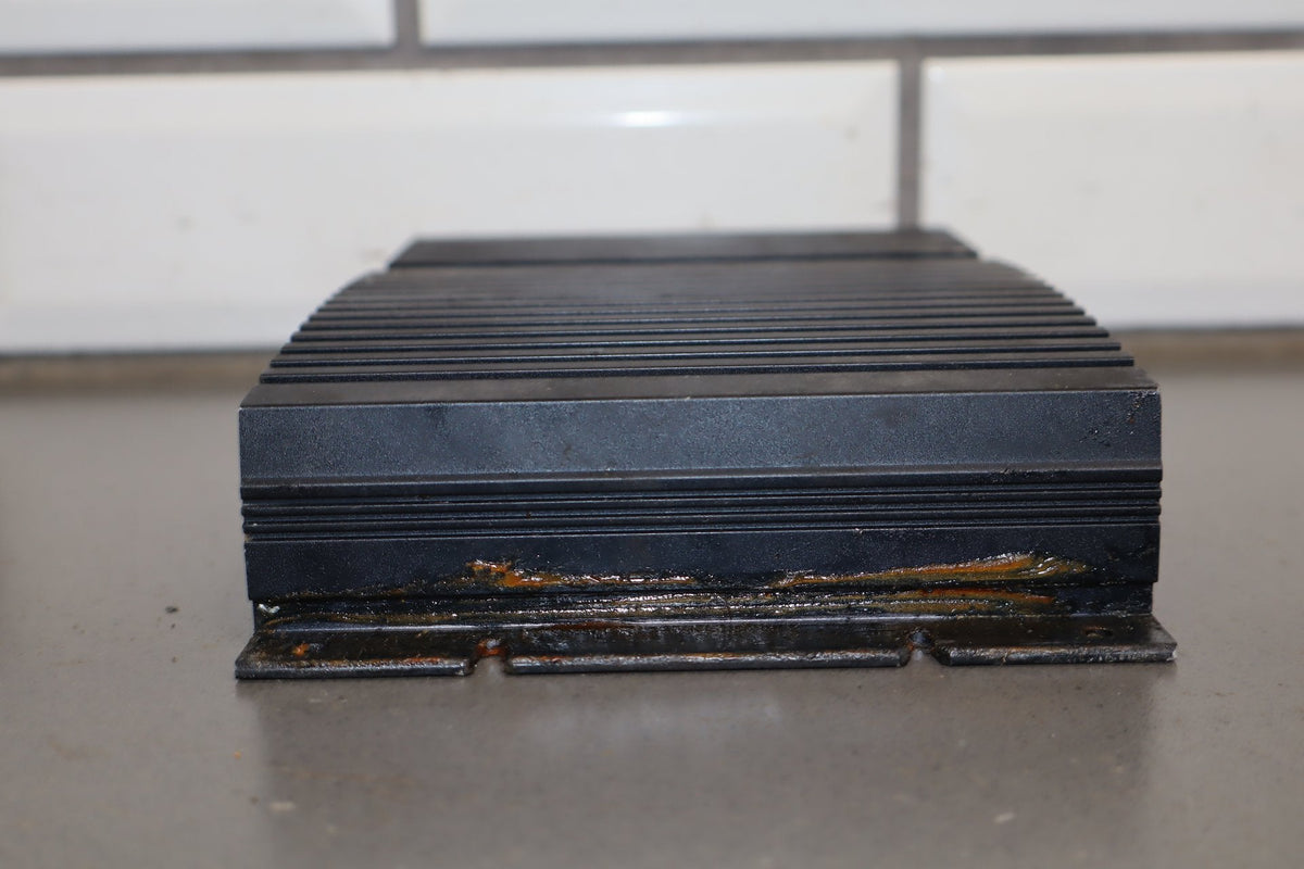 92-95 Dodge Viper RT/10 OEM LH Radio Amplifier 4643022
