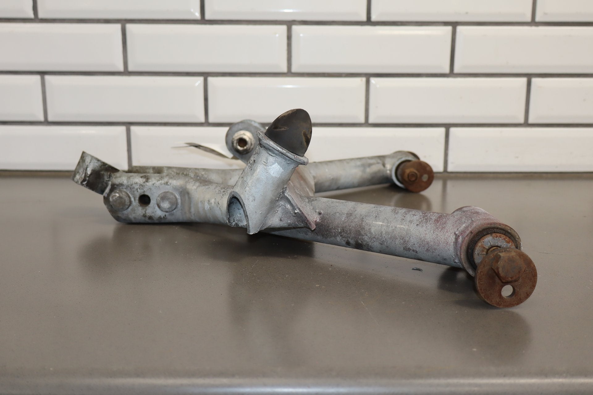 92-95 Dodge Viper RT/10 OEM LH Rear Lower Control Arm 4642661 15k