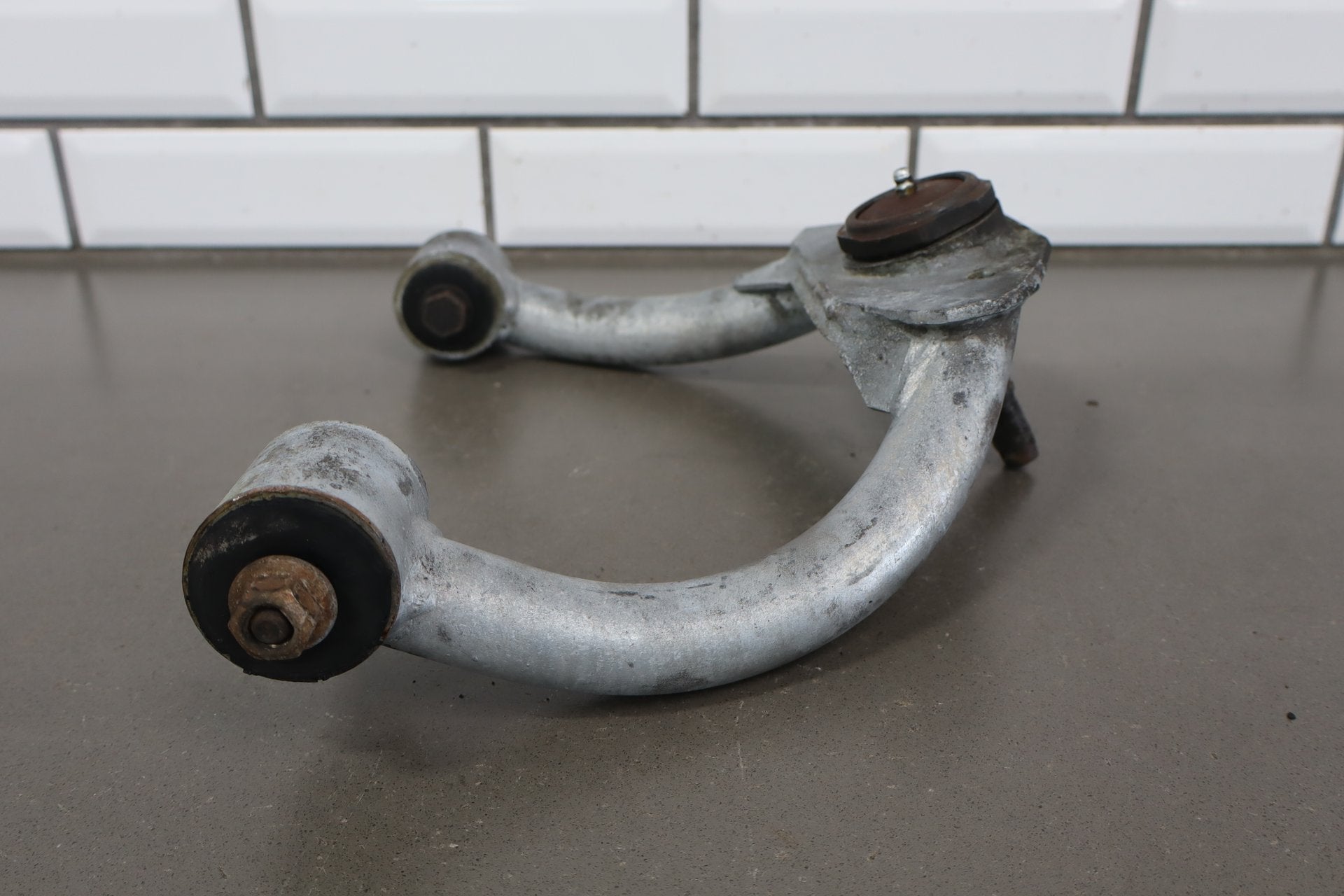 92-95 Dodge Viper RT/10 OEM LH Rear Upper Control Arm 4642663 15k