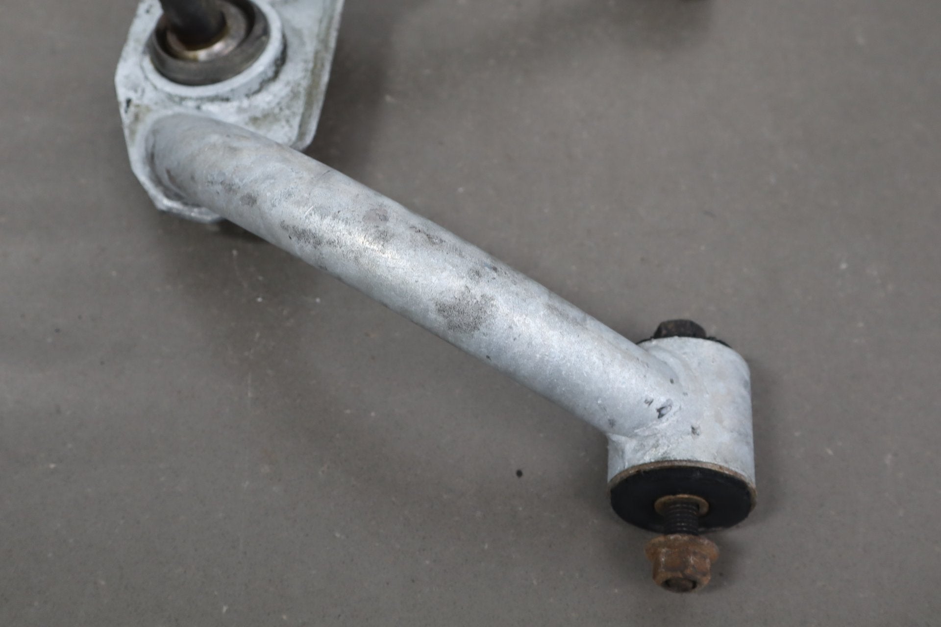 92-95 Dodge Viper RT/10 OEM LH Rear Upper Control Arm 4642663 15k