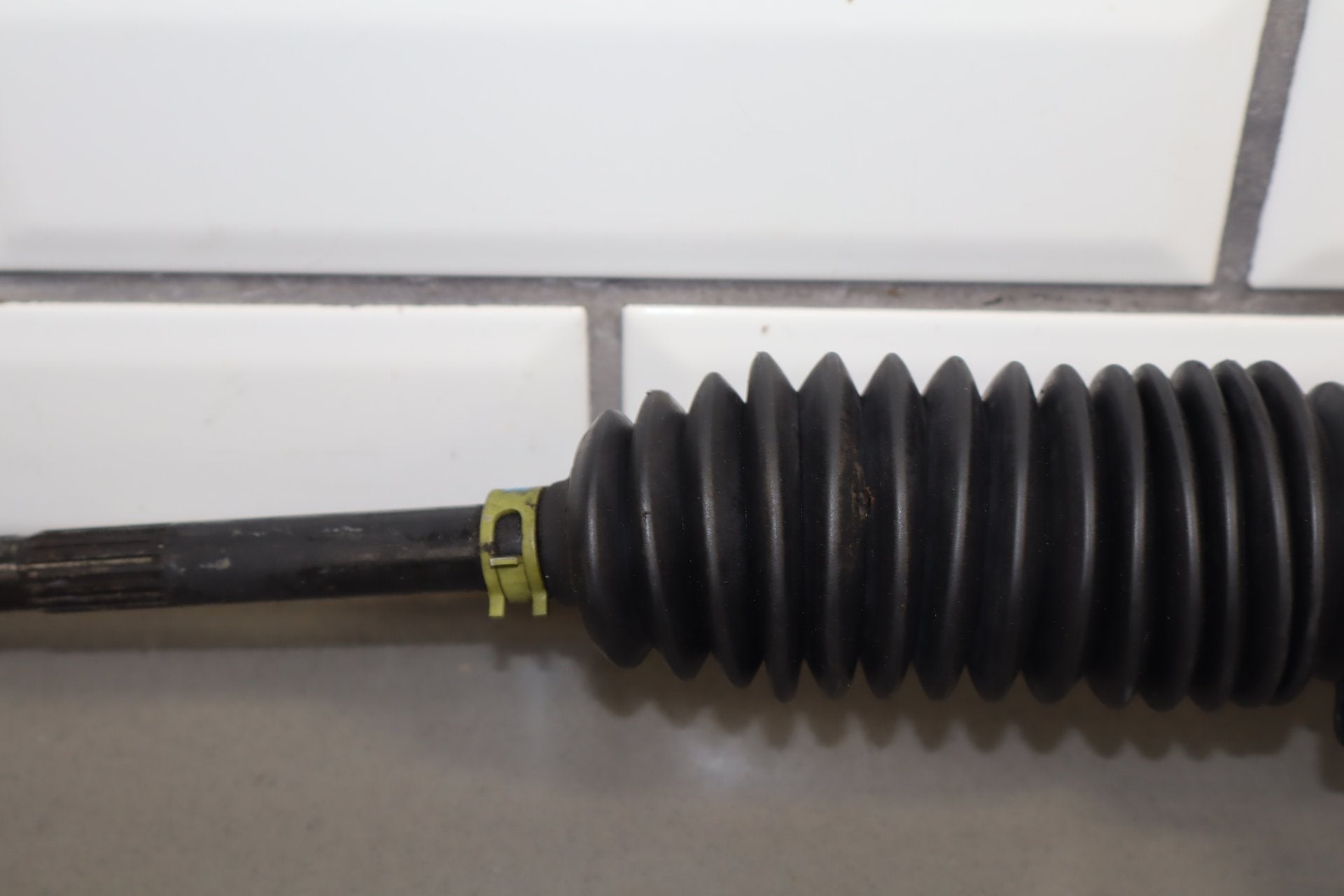 92-95 Dodge Viper RT/10 OEM Power Steering Rack Pinion 4709489 w/Tie Rods 15k