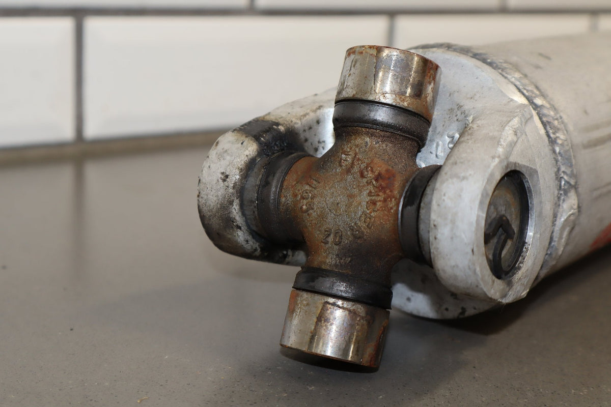 92-95 Dodge Viper RT/10 OEM Rear Drive Shaft 4642040 Low 15k Miles