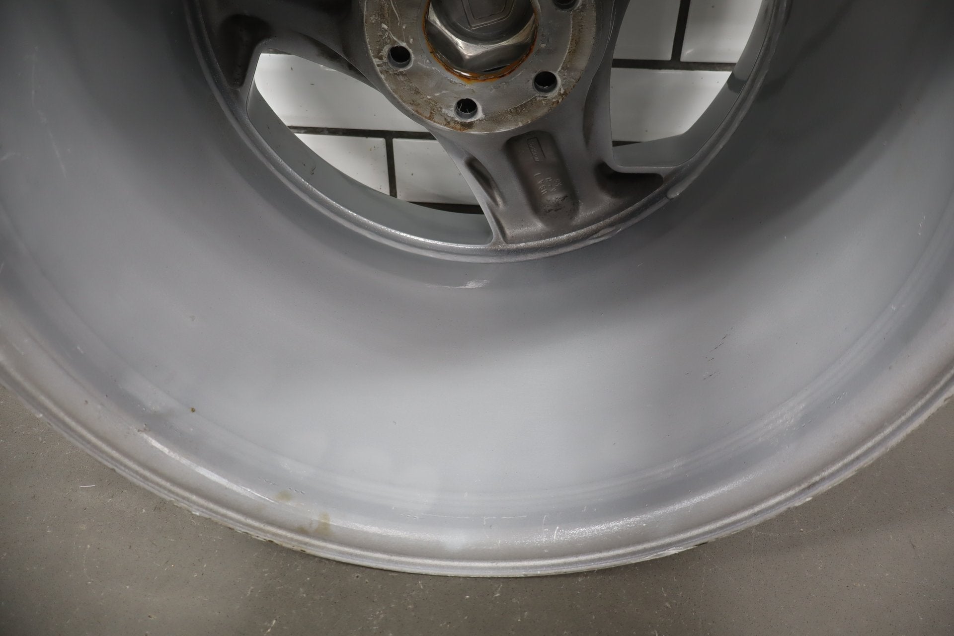92-95 Dodge Viper RT/10 OEM Rear LH Alloy Wheel 17x13 Silver Tri-Spoke