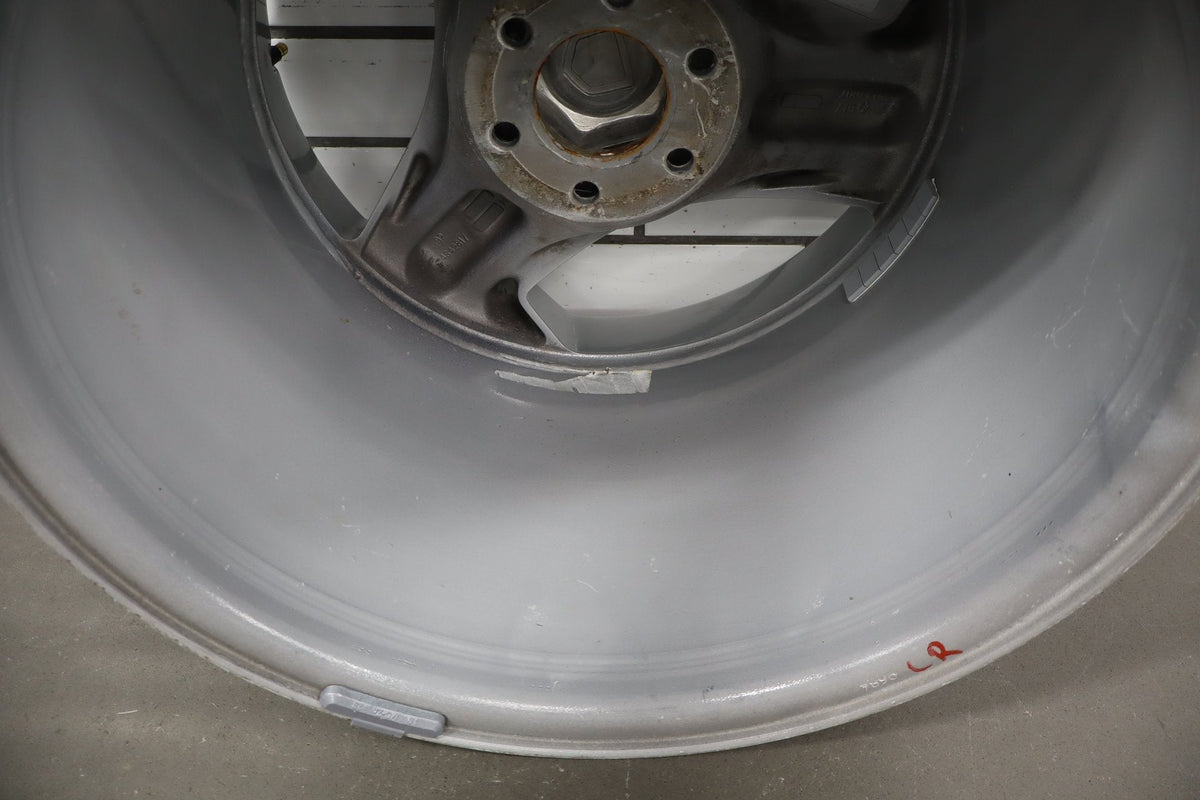 92-95 Dodge Viper RT/10 OEM Rear LH Alloy Wheel 17x13 Silver Tri-Spoke