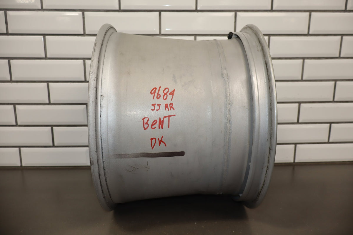 92-95 Dodge Viper RT/10 OEM Rear RH Alloy Wheel 17x13 Silver Tri-Spoke