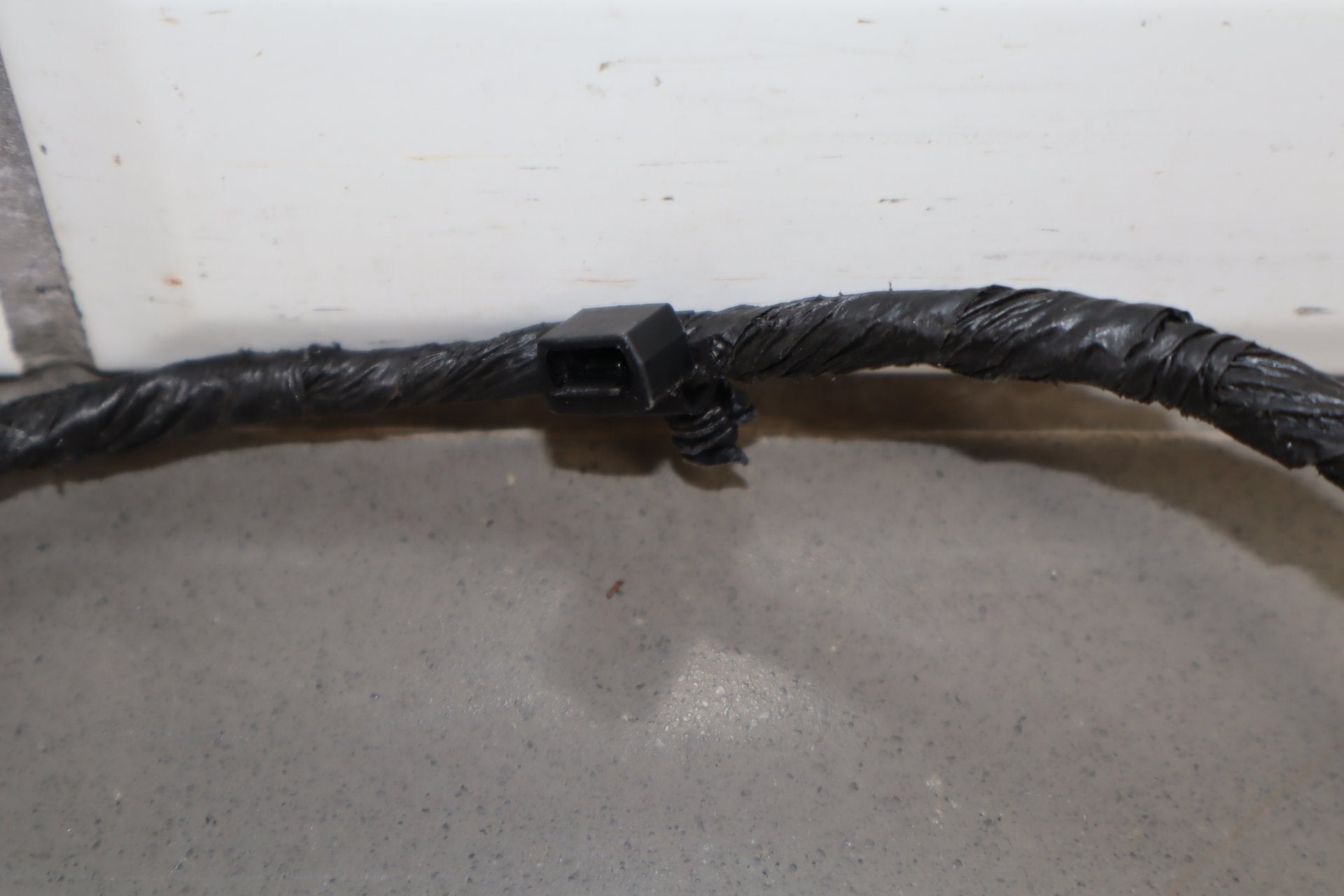 92-95 Dodge Viper RT/10 OEM RH Door Wiring Harness