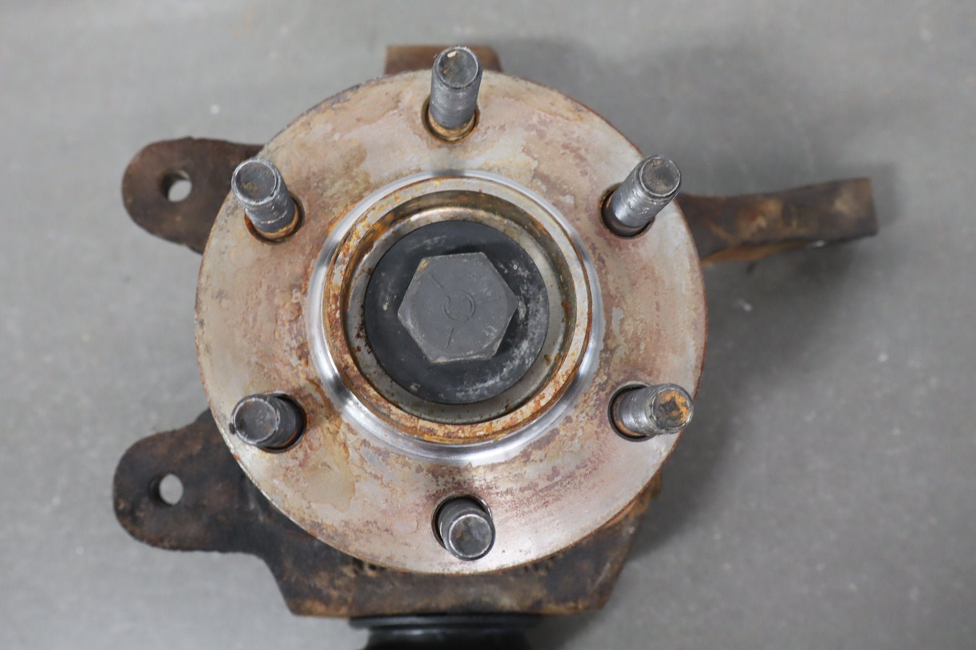 92-95 Dodge Viper RT/10 OEM RH Front Spindle Knuckle Hub Low Miles 15k