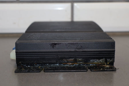 92-95 Dodge Viper RT/10 OEM RH Radio Amplifier 4709205