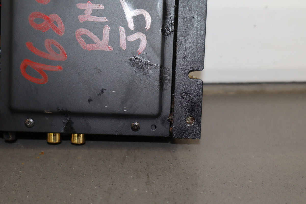 92-95 Dodge Viper RT/10 OEM RH Radio Amplifier 4709205