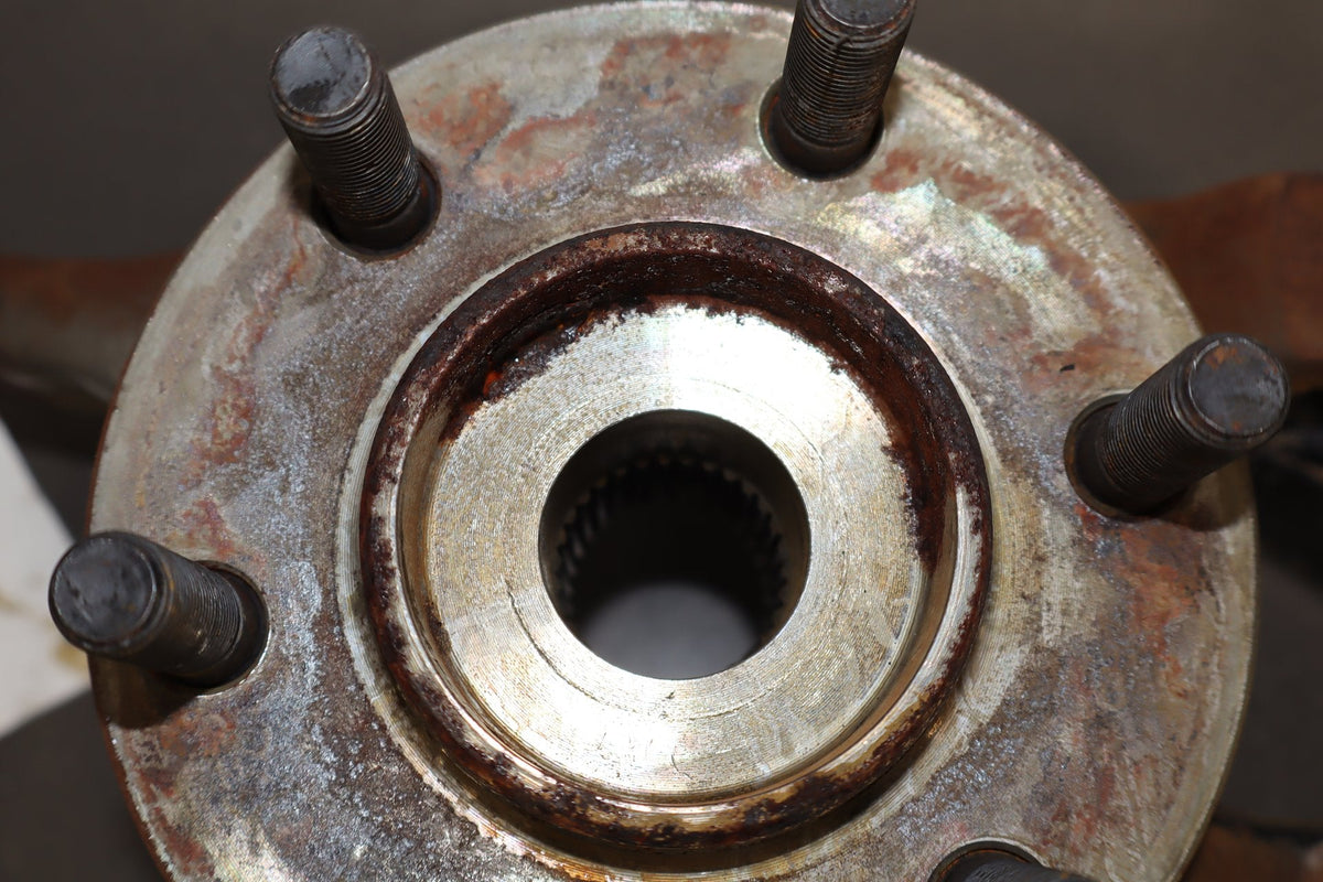 92-95 Dodge Viper RT/10 OEM RH Rear Spindle Knuckle Hub 4643118 15k
