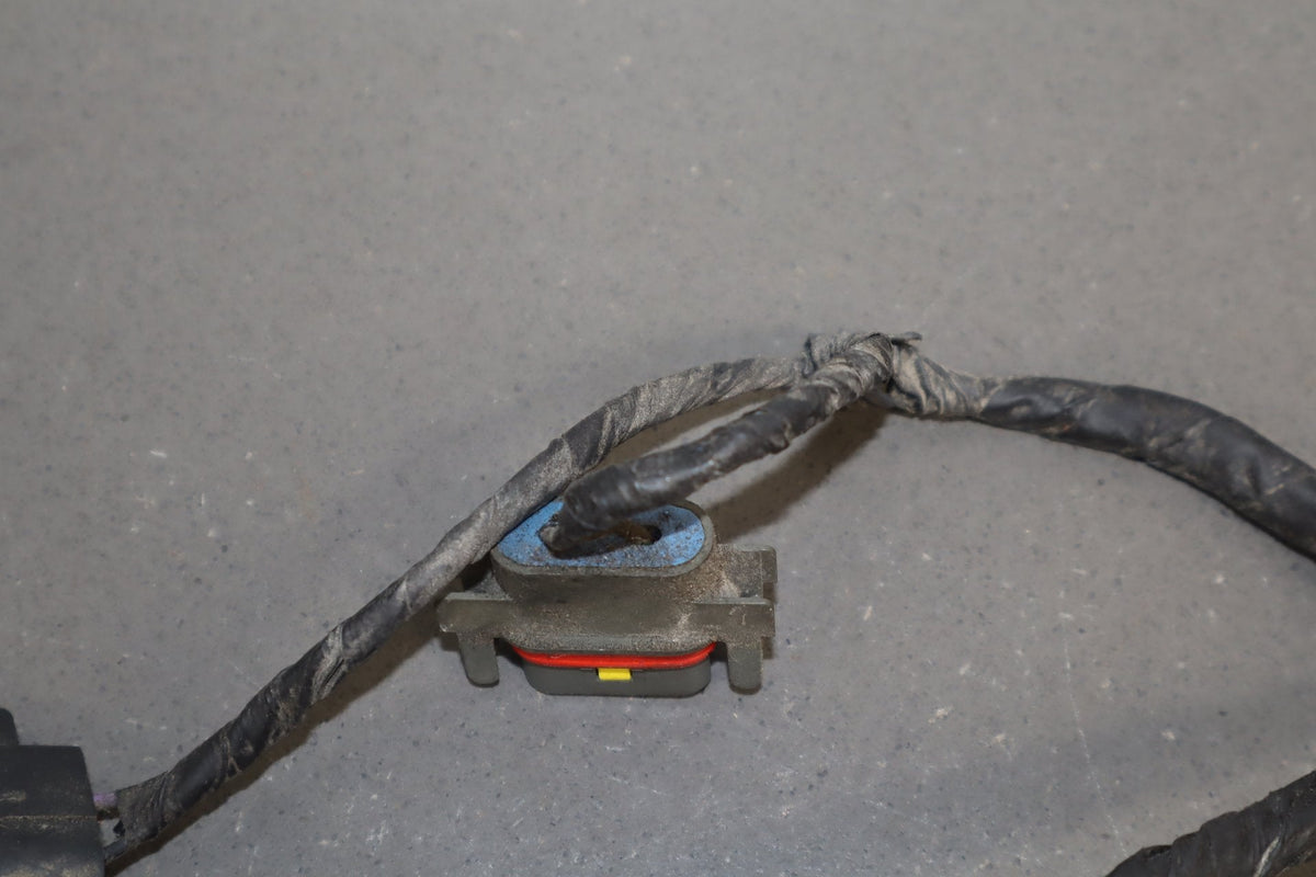92-95 Dodge Viper RT/10 OEM RH Taillight Wiring Harness with Bulbs