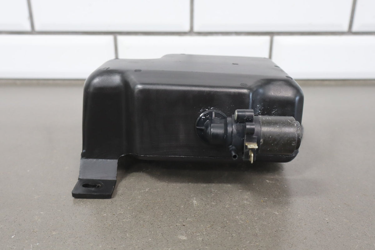 92-95 Dodge Viper RT/10 OEM Washer Bottle 4643159 w/Pump & Lid Low 15k Miles