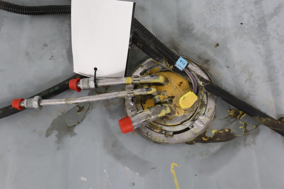 92 - 97 Chevy GMC Suburban 42 Gallon Fuel Tank with Fuel Pump Tested OEM