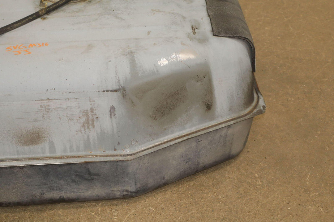92 - 97 Chevy GMC Suburban 42 Gallon Fuel Tank with Fuel Pump Tested OEM