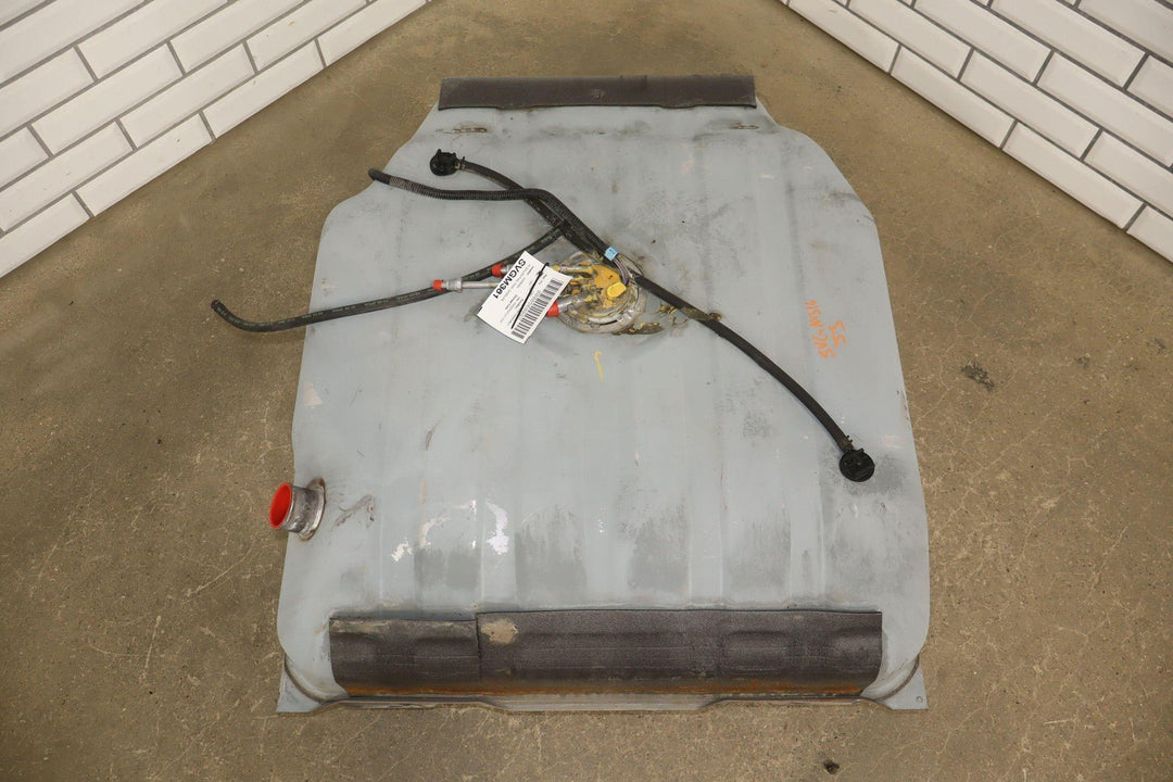 92 - 97 Chevy GMC Suburban 42 Gallon Fuel Tank with Fuel Pump Tested OEM