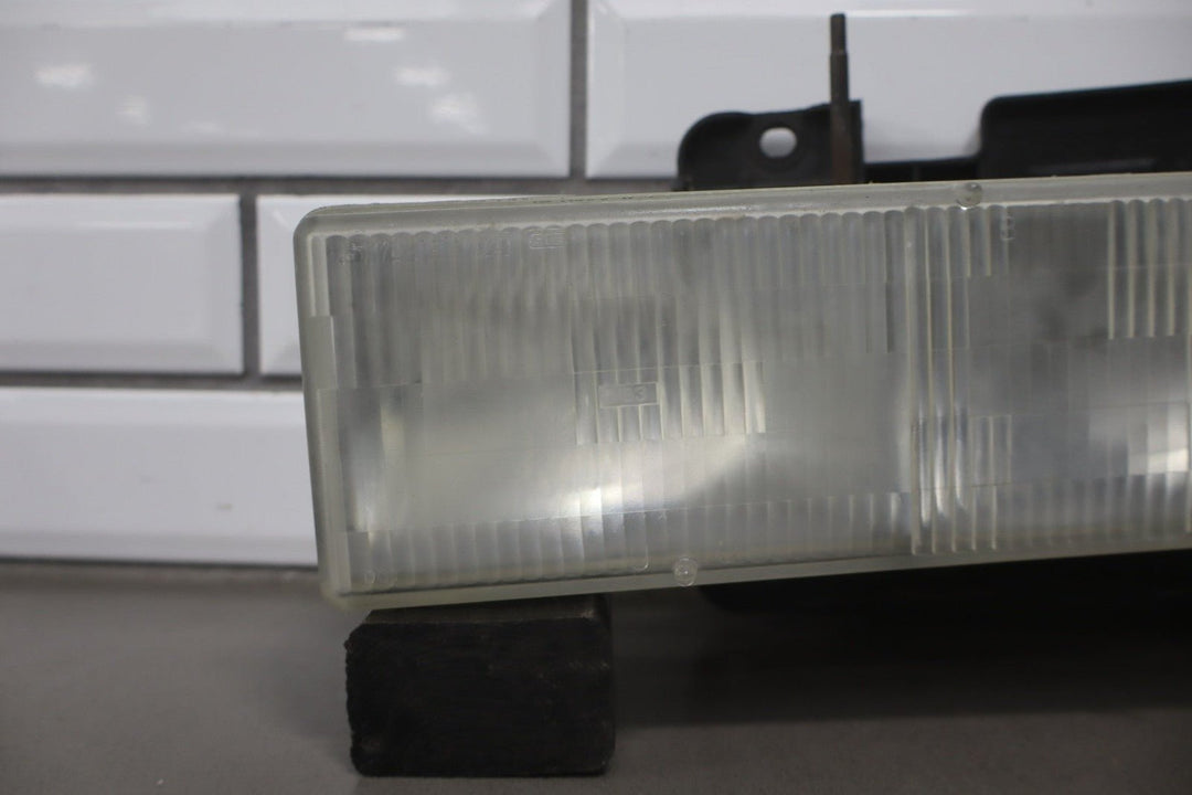 92 - 98 Chevrolet GMC C/K Truck SUV GMT400 OEM Headlights Pair Left/Right