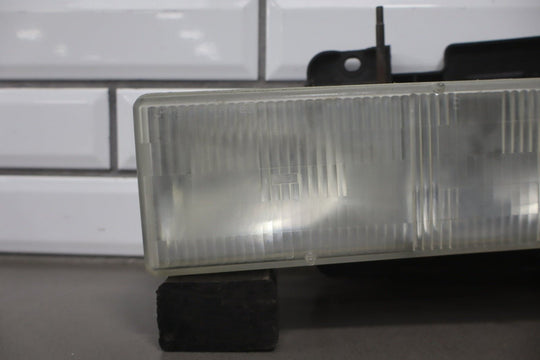 92 - 98 Chevrolet GMC C/K Truck SUV GMT400 OEM Headlights Pair Left/Right