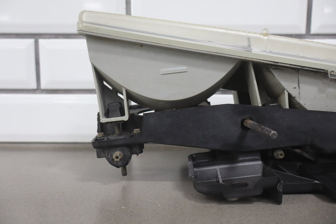 92 - 98 Chevrolet GMC C/K Truck SUV GMT400 OEM Headlights Pair Left/Right