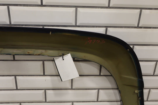 92 - 98 Chevrolet Suburban GMT400 Right Rear Wheel Arch Moulding Adriatic Blue 39