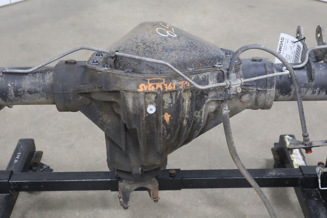 92 - 99 Chevy GMC Suburban 2500 4.10 Ratio GT5 Rear Axle Assembly OEM Lot Tested