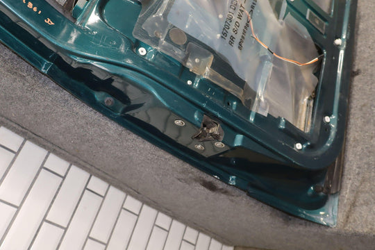 92 - 99 Chevy GMC Suburban GMT400 Left Rear Door Emerald Green 43U