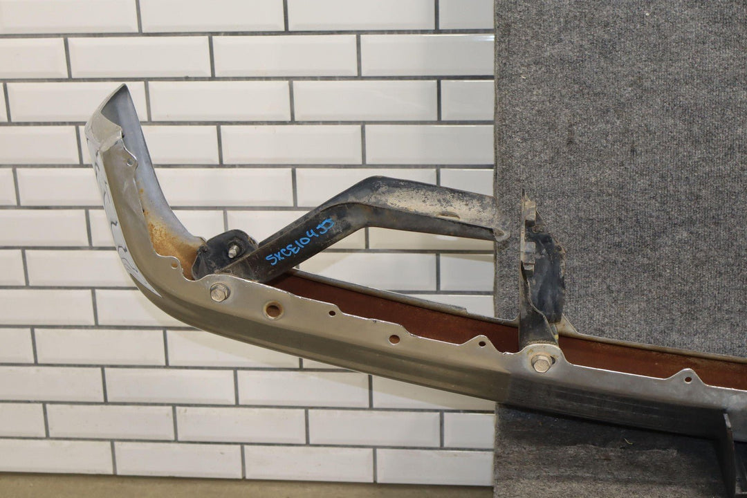 92 - 99 Chevy GMC Truck SUV GMT400 Chrome Front Bumper Assembly OEM