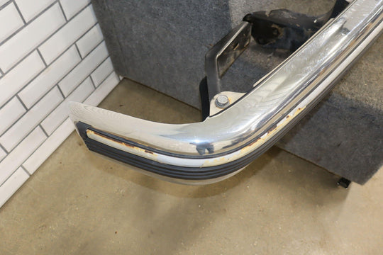 92 - 99 Chevy GMC Truck SUV GMT400 Chrome Front Bumper Assembly OEM
