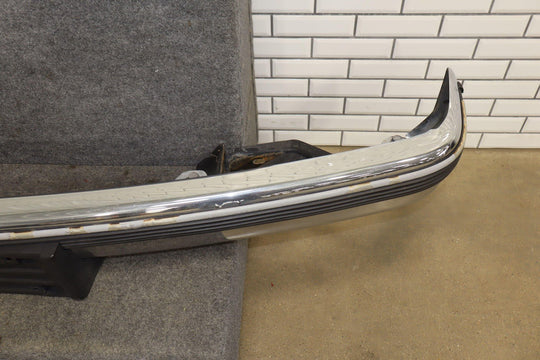 92 - 99 Chevy GMC Truck SUV GMT400 Chrome Front Bumper Assembly OEM