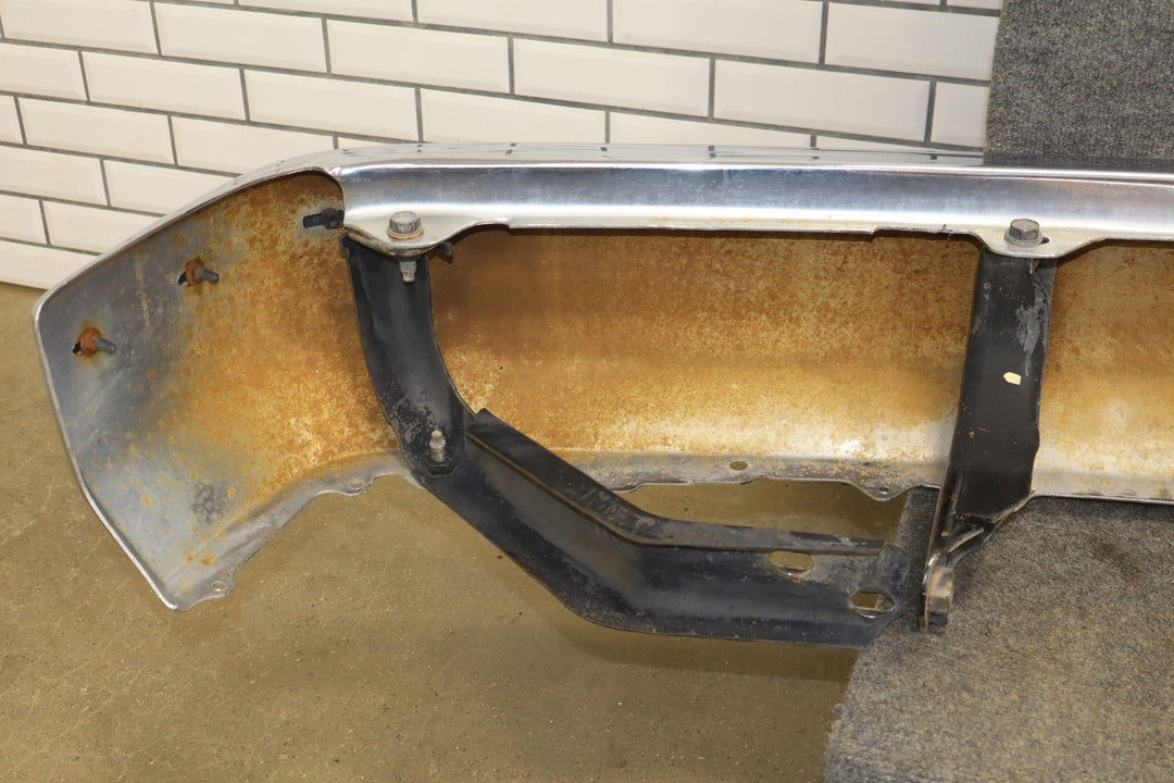 92 - 99 Chevy GMC Truck SUV GMT400 Chrome Front Bumper Assembly OEM