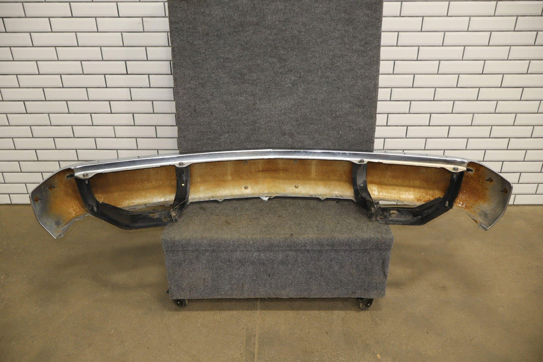92 - 99 Chevy GMC Truck SUV GMT400 Chrome Front Bumper Assembly OEM