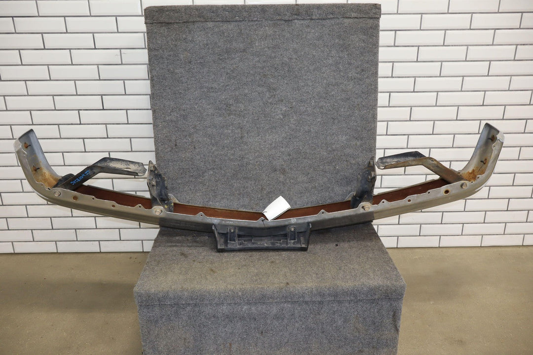 92 - 99 Chevy GMC Truck SUV GMT400 Chrome Front Bumper Assembly OEM