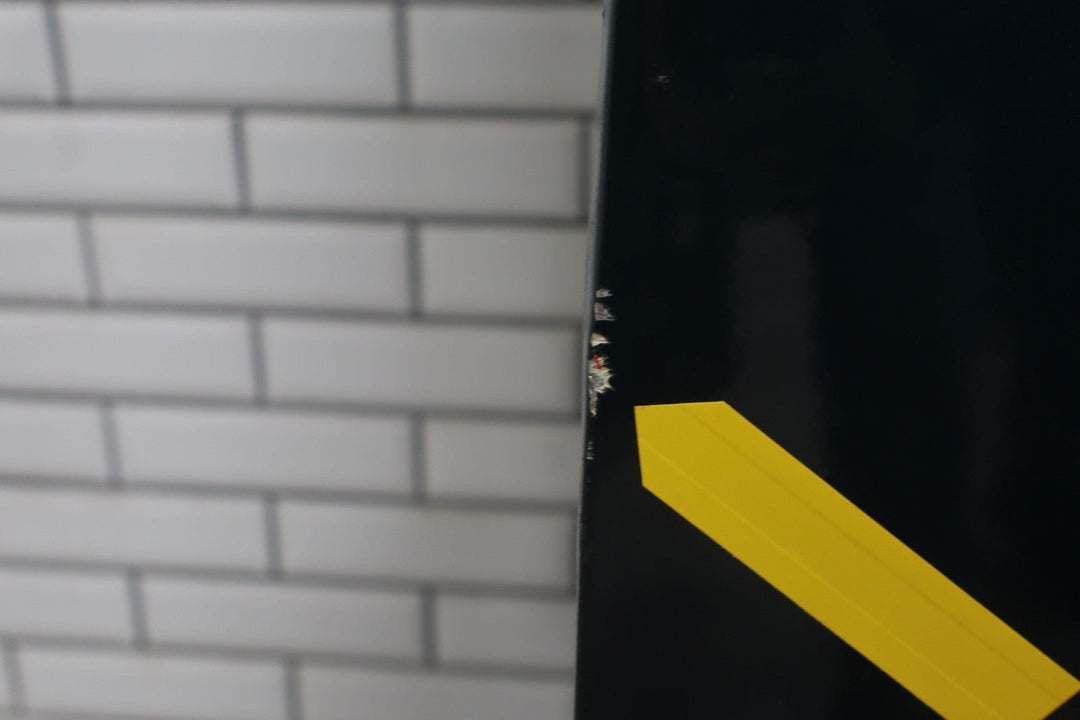 92 - 99 Chevy Suburban GMT400 Left LH Rear Barn Door Emerald Green 43U