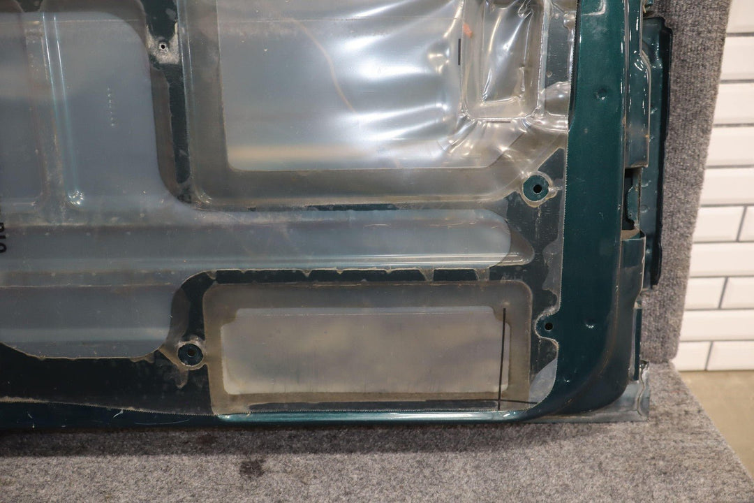 92 - 99 Chevy Suburban GMT400 Left LH Rear Barn Door Emerald Green 43U