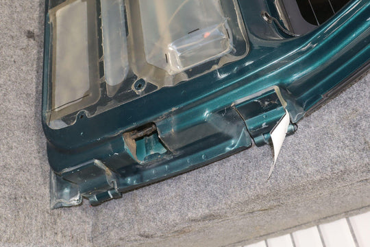 92 - 99 Chevy Suburban GMT400 Left LH Rear Barn Door Emerald Green 43U