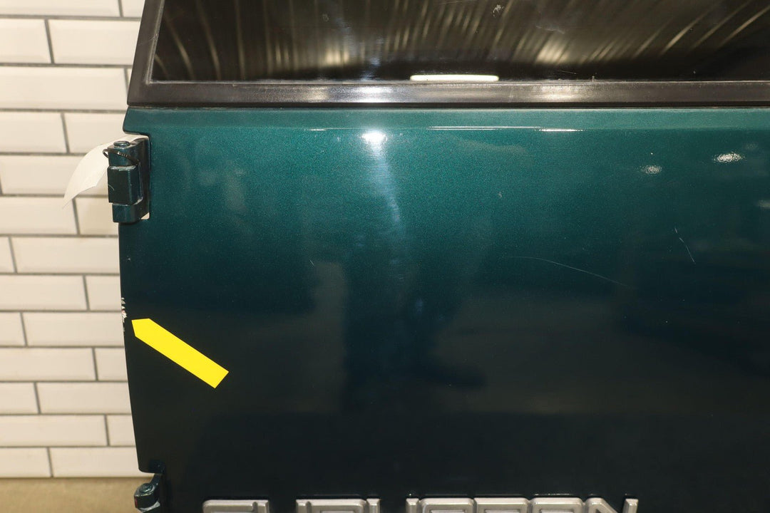 92 - 99 Chevy Suburban GMT400 Left LH Rear Barn Door Emerald Green 43U