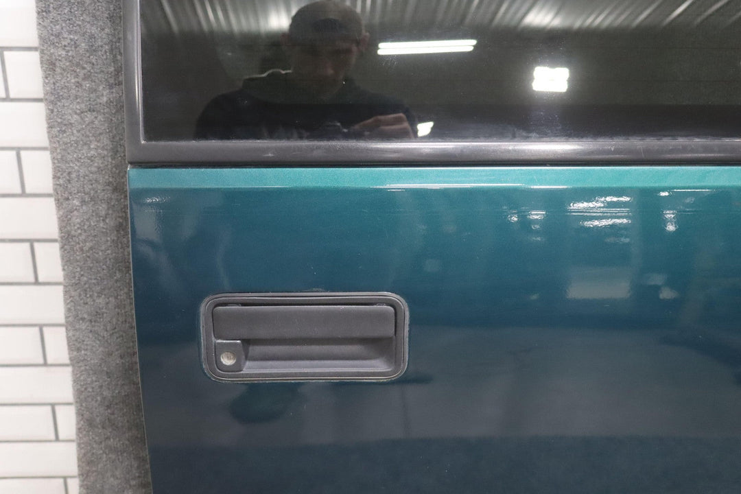 92 - 99 Chevy Suburban GMT400 Right RH Rear Barn Door Emerald Green 43U