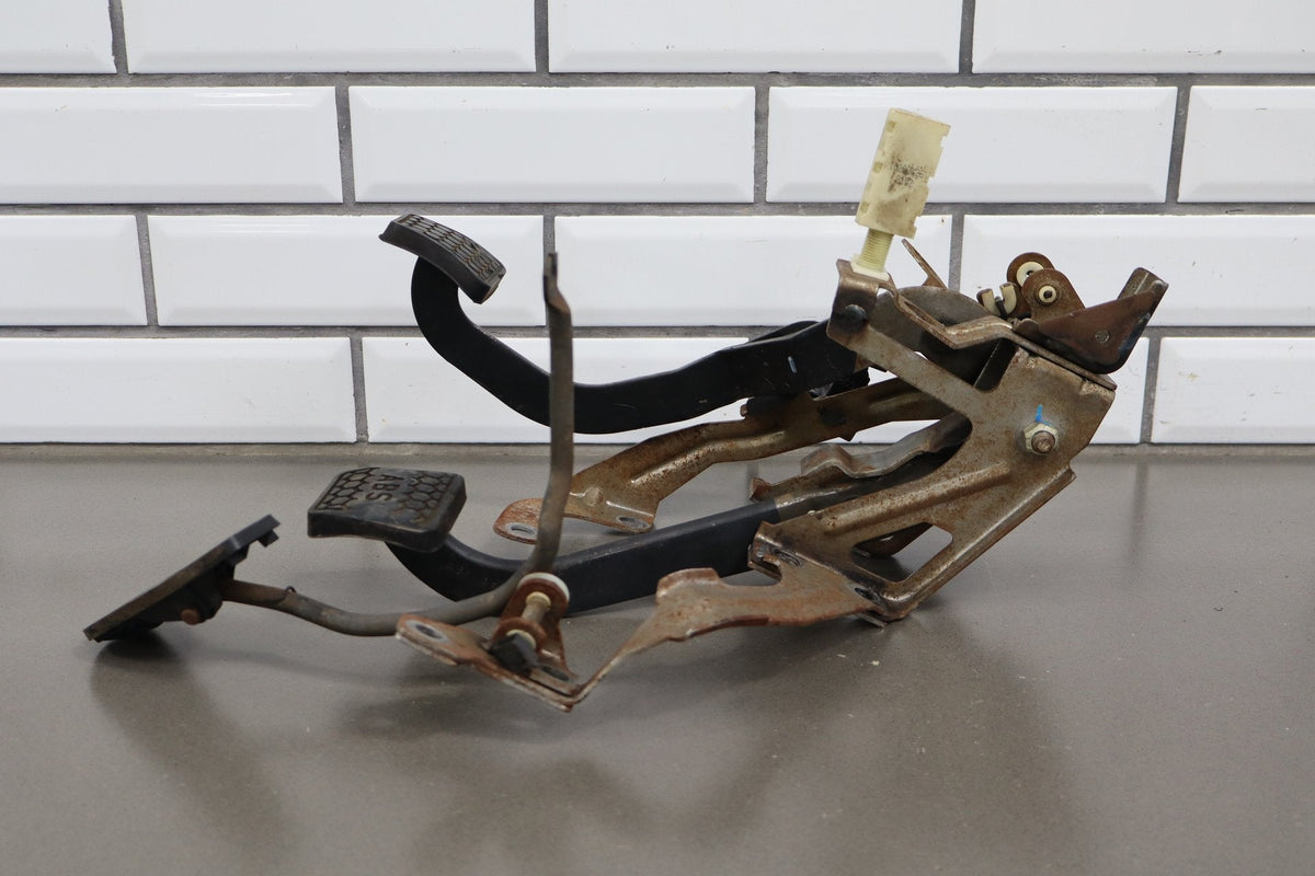 93-02 Chevrolet Camaro, Pontiac Firebird Manual Transmission Pedal Assembly OEM