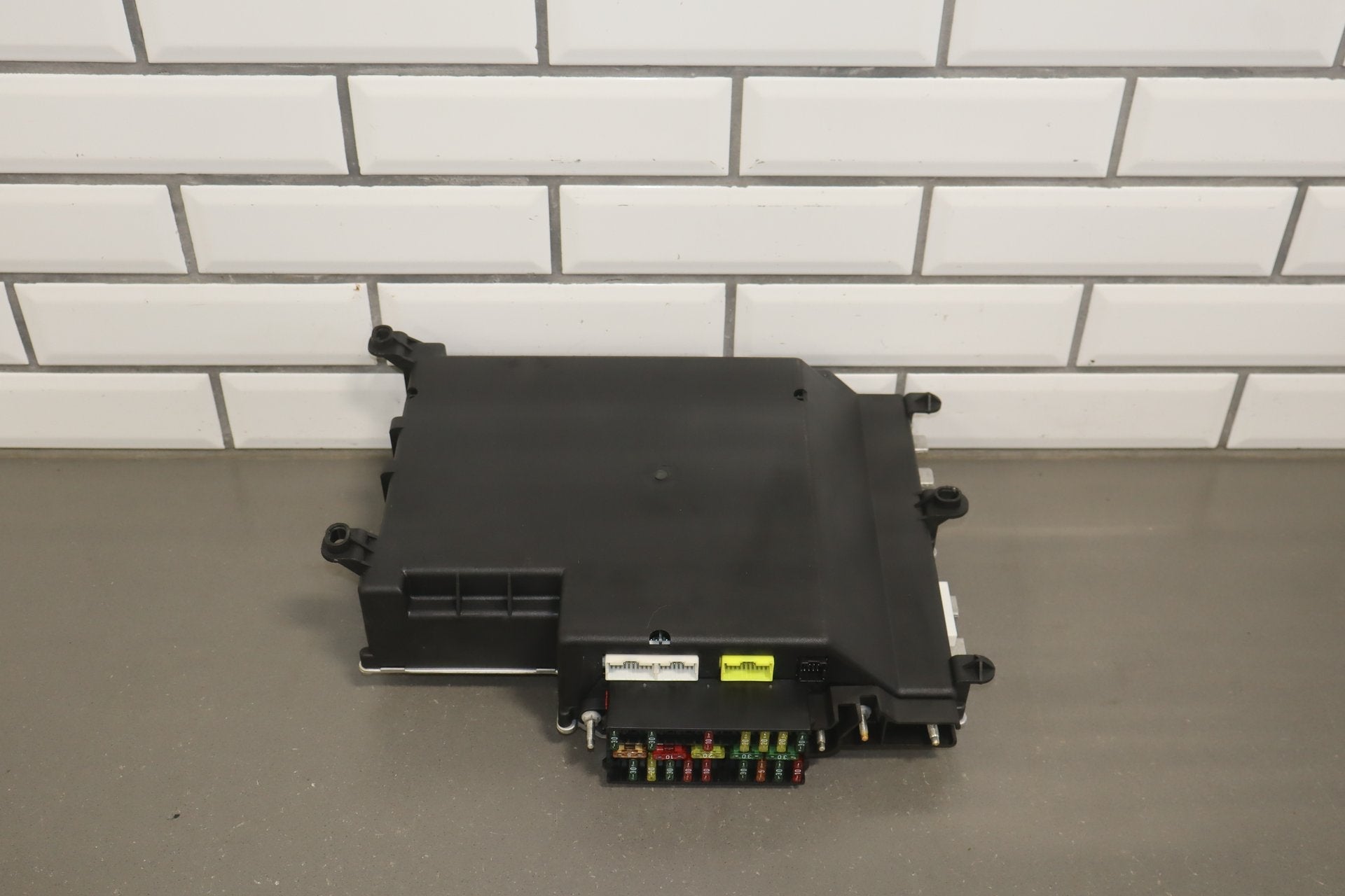 94-02 Range Rover P38 2.5 4.6 Highline Body Light Control Module BeCM YWC OEM