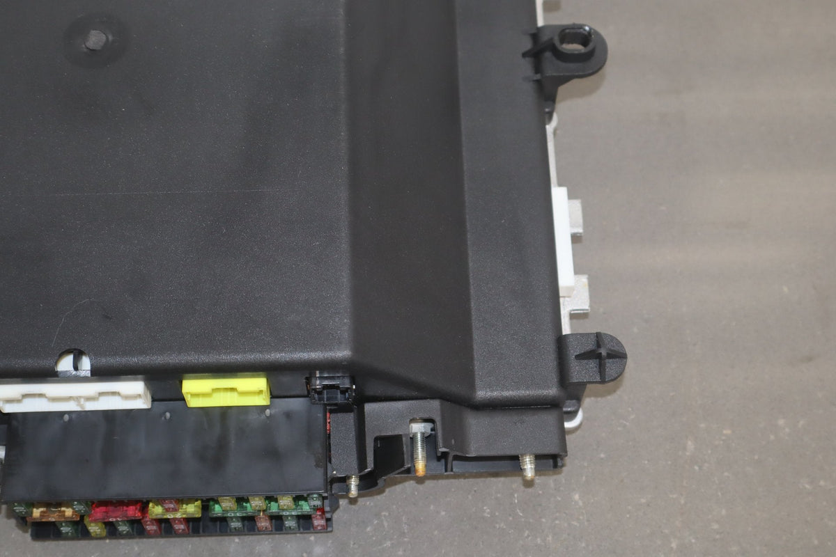 94-02 Range Rover P38 2.5 4.6 Highline Body Light Control Module BeCM YWC OEM