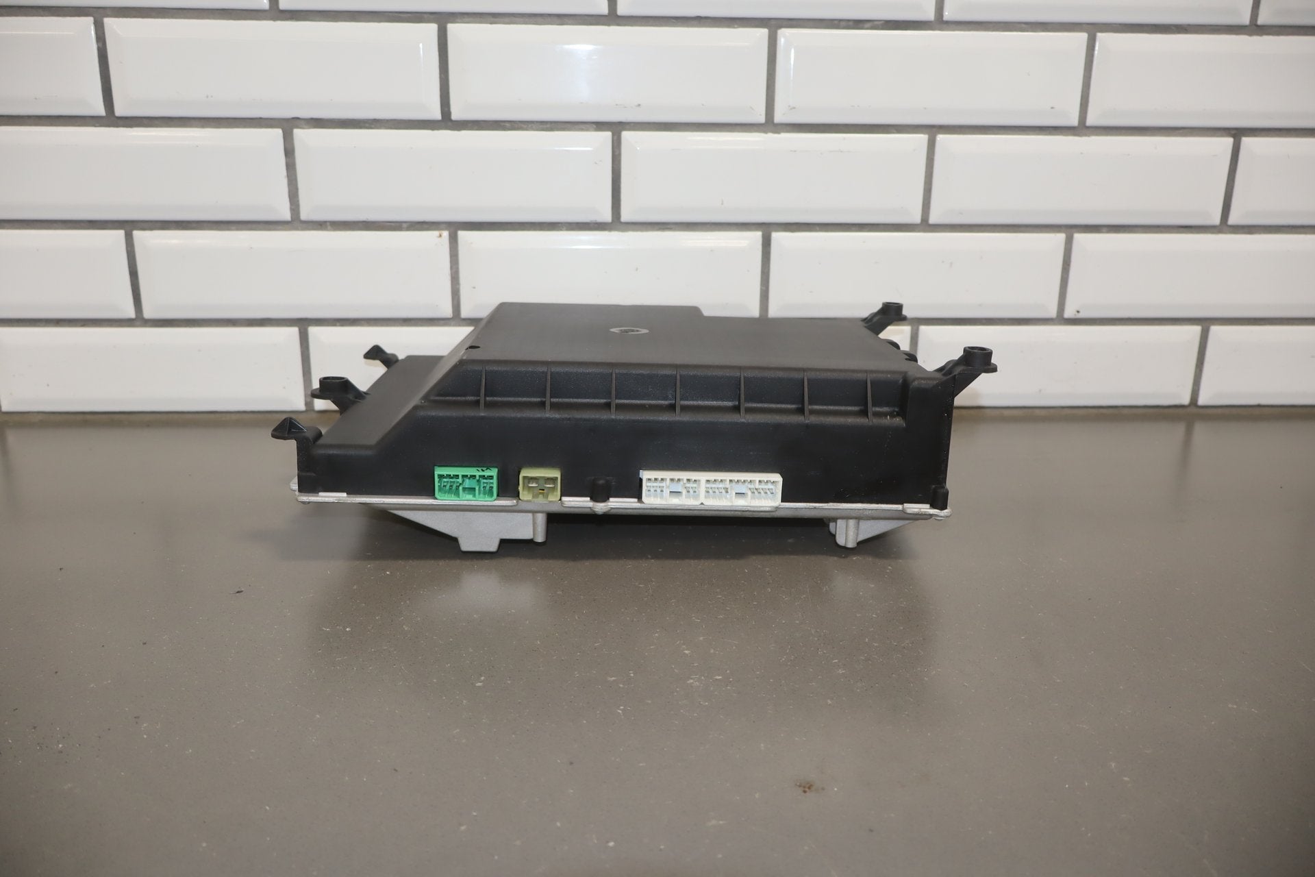 94-02 Range Rover P38 2.5 4.6 Highline Body Light Control Module BeCM YWC OEM