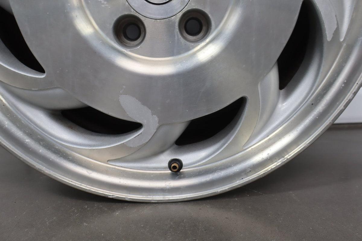 94-96 Chevrolet Corvette C4 17x9.5 Left Alloy Wheel- 10214046 Clear Peeling