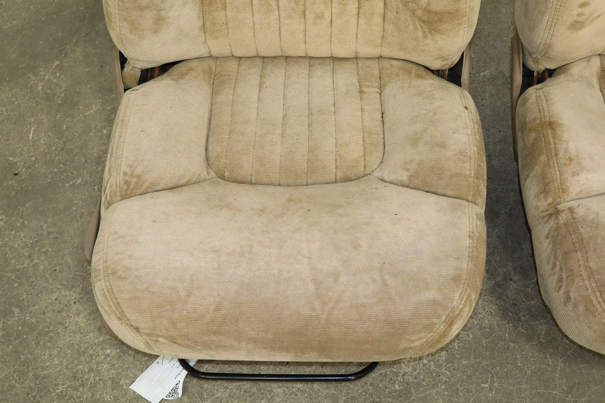 94-96 Pontiac Grand Prix Coupe Cloth Seat Set (Beige 64 Burns)