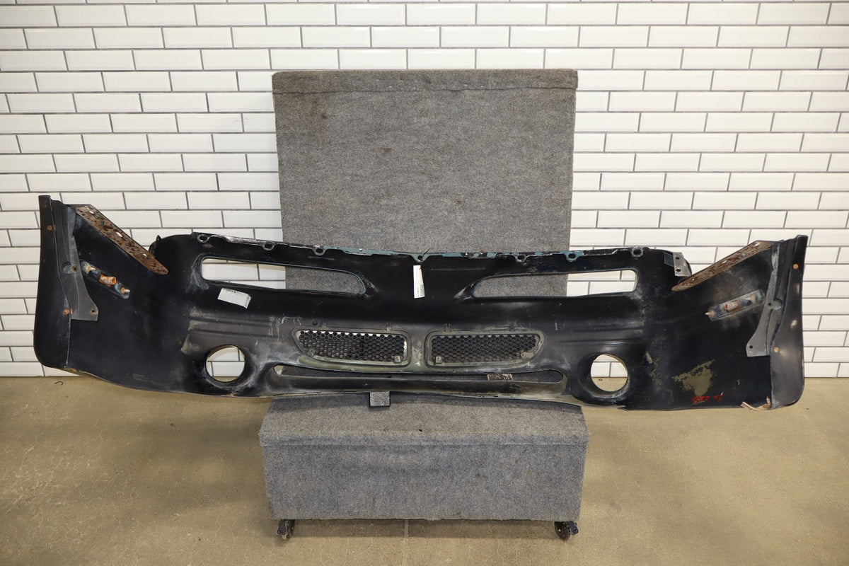 94-96 Pontiac Grand Prix Coupe Front Bumper (Black 41 Crack)