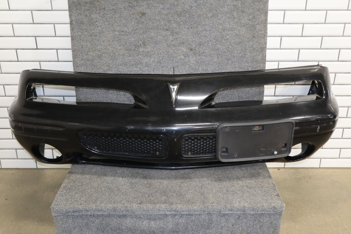 94-96 Pontiac Grand Prix Coupe Front Bumper (Black 41 Crack)