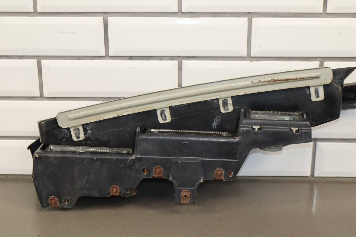 94-96 Pontiac Grand Prix Coupe Header Panel With Headlights