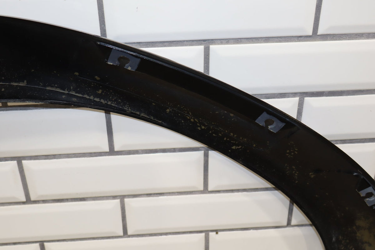 94-96 Pontiac Grand Prix Coupe Left Fender Flare Molding SE