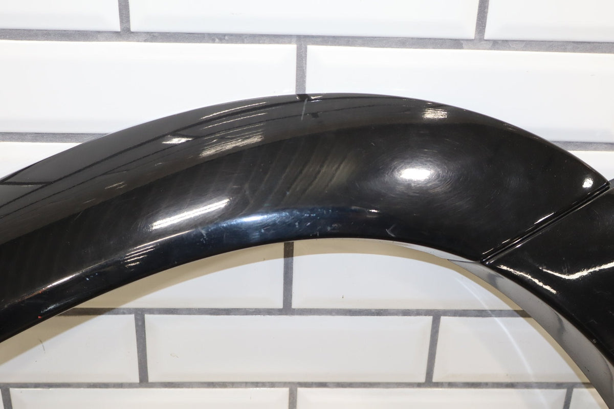 94-96 Pontiac Grand Prix Coupe Left Fender Flare Molding SE