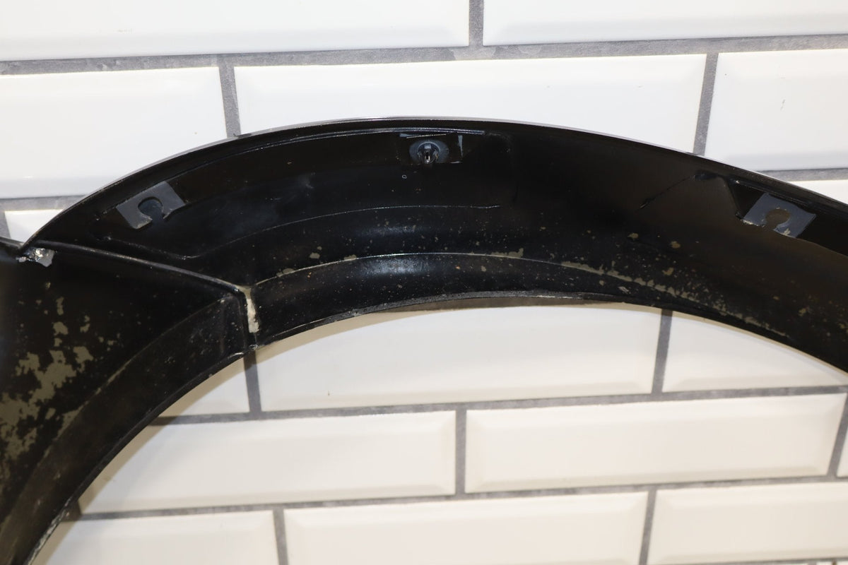 94-96 Pontiac Grand Prix Coupe Left Fender Flare Molding SE