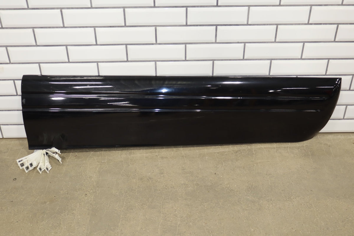94-96 Pontiac Grand Prix Coupe Right Door Molding SE