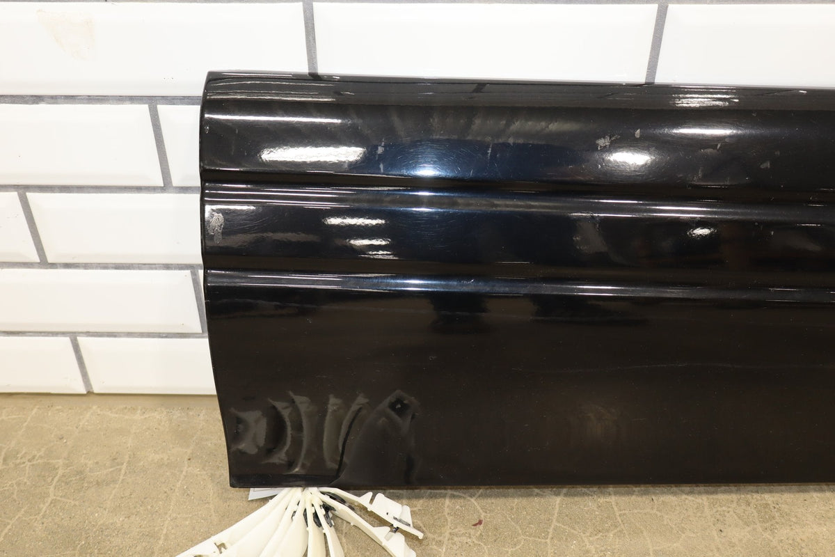 94-96 Pontiac Grand Prix Coupe Right Door Molding SE